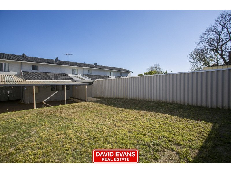 5C Brecknock Way, Girrawheen WA 6064