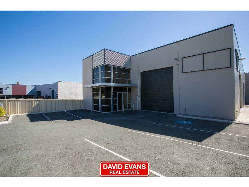 2/2 Bombardier Road, Wangara WA 6065
