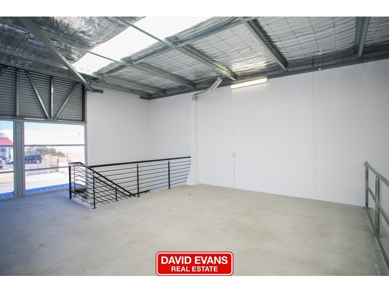 2/2 Bombardier Road, Wangara WA 6065