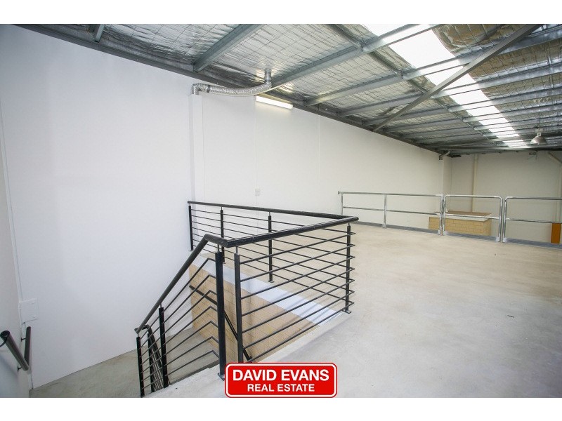 2/2 Bombardier Road, Wangara WA 6065