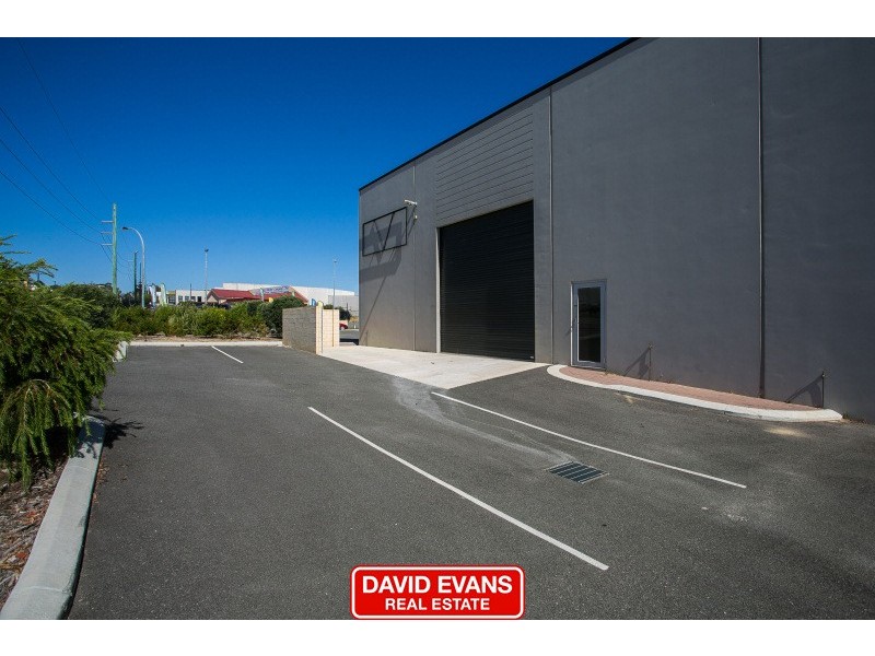 2/2 Bombardier Road, Wangara WA 6065