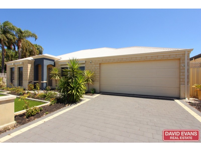 28A Hellfire Drive, Darch WA 6065