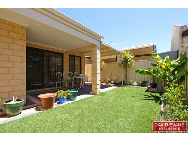 28A Hellfire Drive, Darch WA 6065