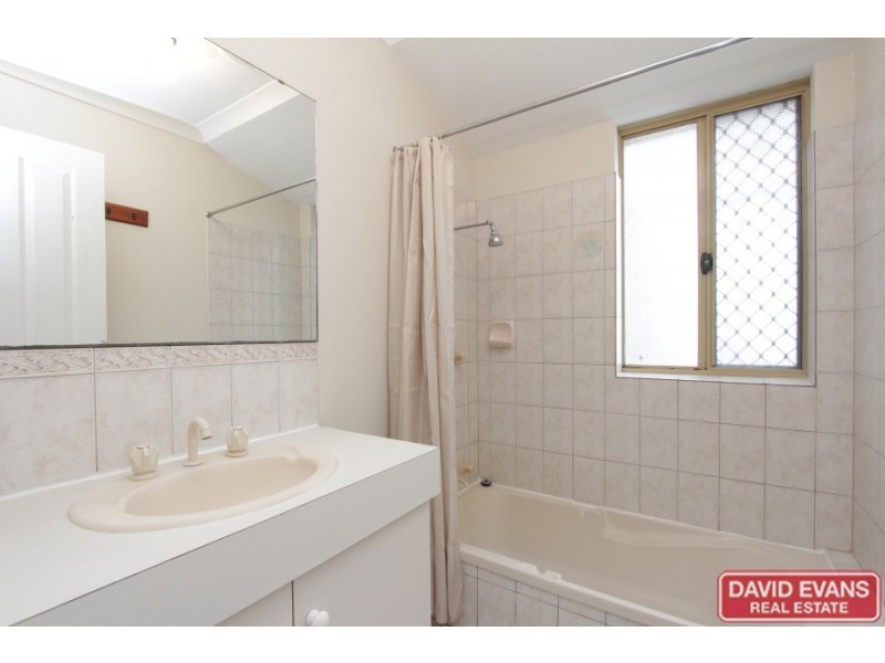 6 Aqua Court, Banksia Grove WA 6031