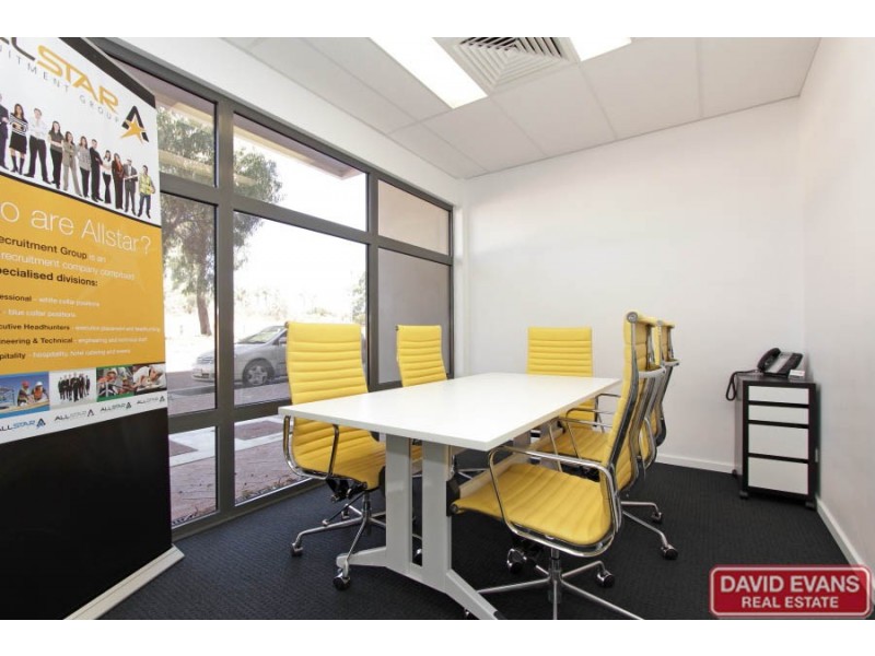 104/6 Walsh Loop, Joondalup WA 6027