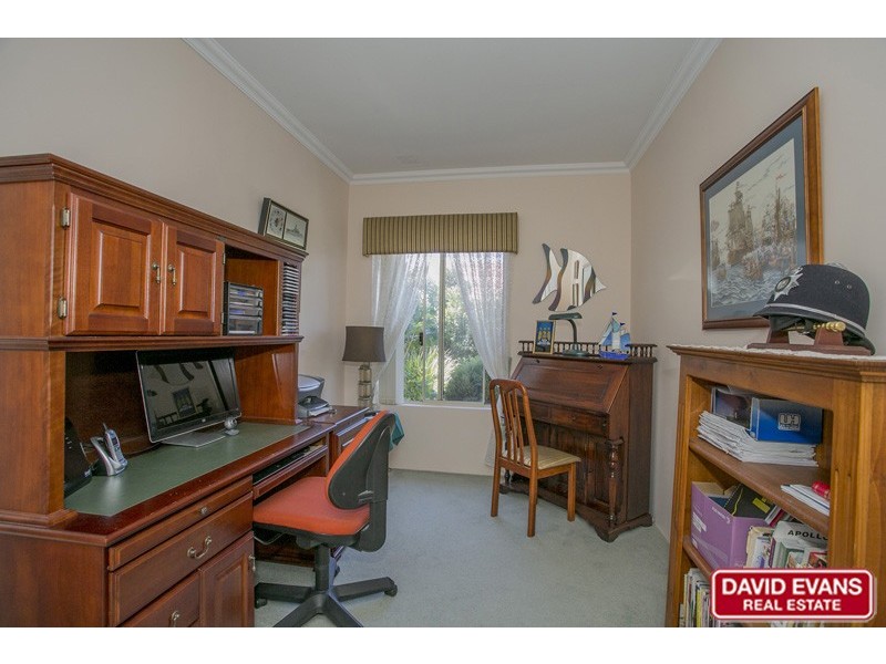 405 Kingsway, Landsdale WA 6065