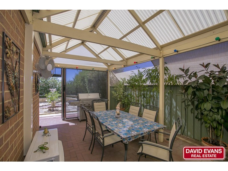 405 Kingsway, Landsdale WA 6065