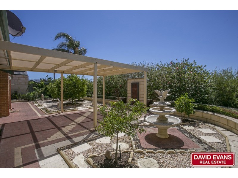 405 Kingsway, Landsdale WA 6065