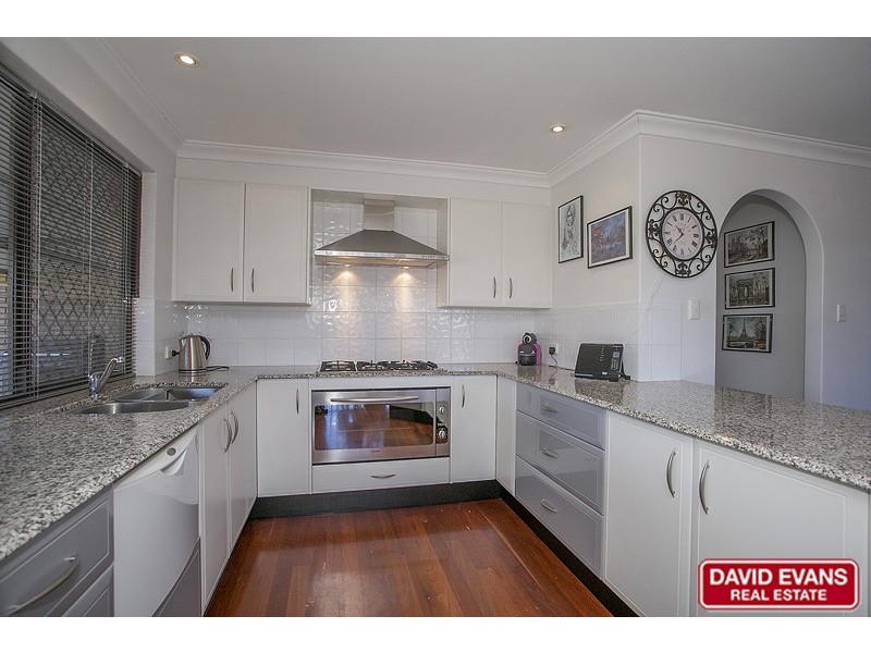 27 Lushington Drive, Padbury WA 6025