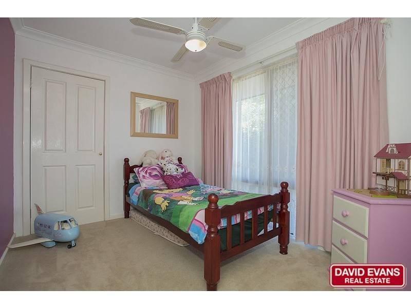 27 Lushington Drive, Padbury WA 6025