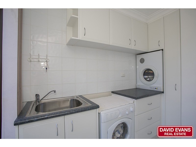 27 Lushington Drive, Padbury WA 6025