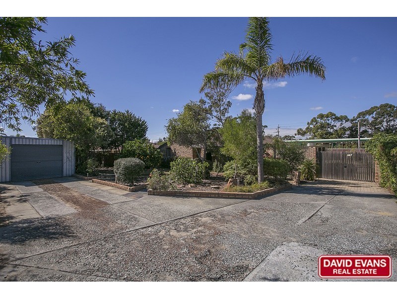 27 Lushington Drive, Padbury WA 6025