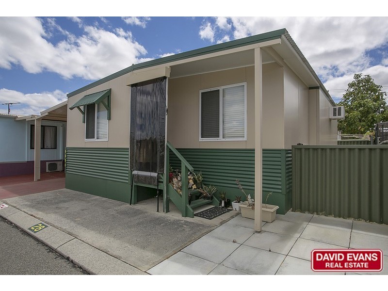28/30 Mangano Place, Wanneroo WA 6065