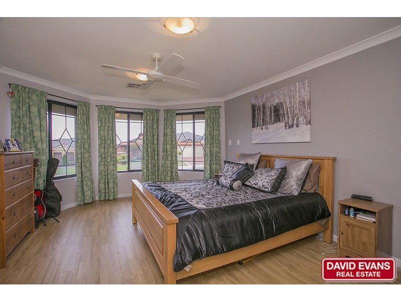 71 Abbotswood Drive, Landsdale WA 6065