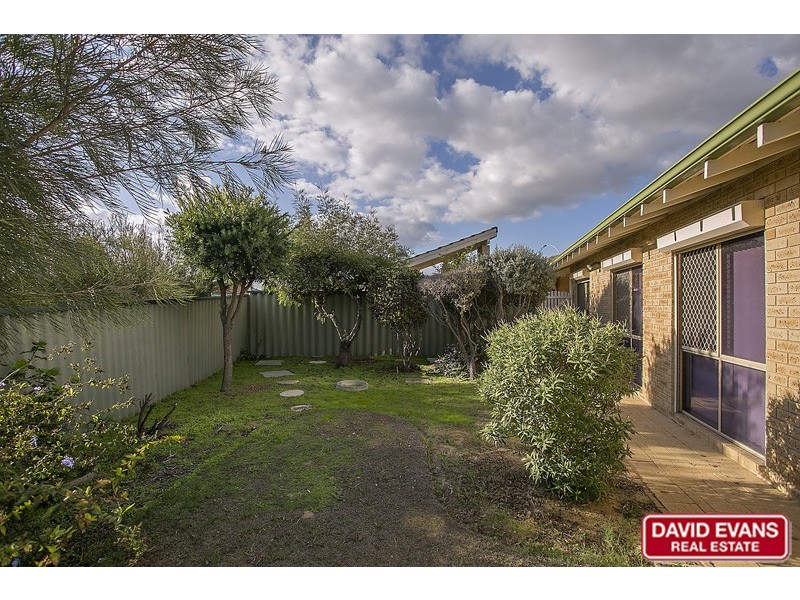 5 Carey Court, Kingsley WA 6026
