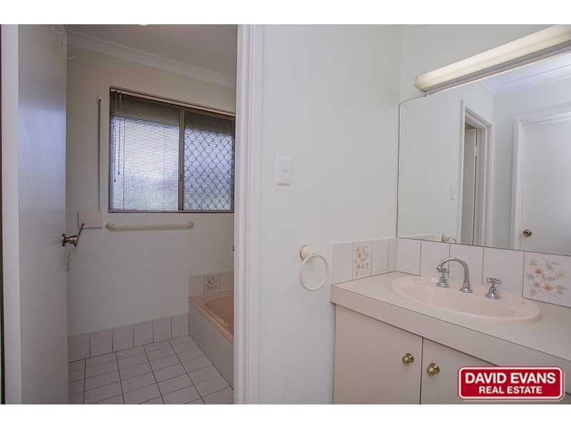 5 Carey Court, Kingsley WA 6026