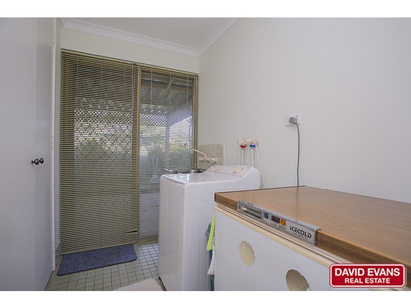 5 Carey Court, Kingsley WA 6026