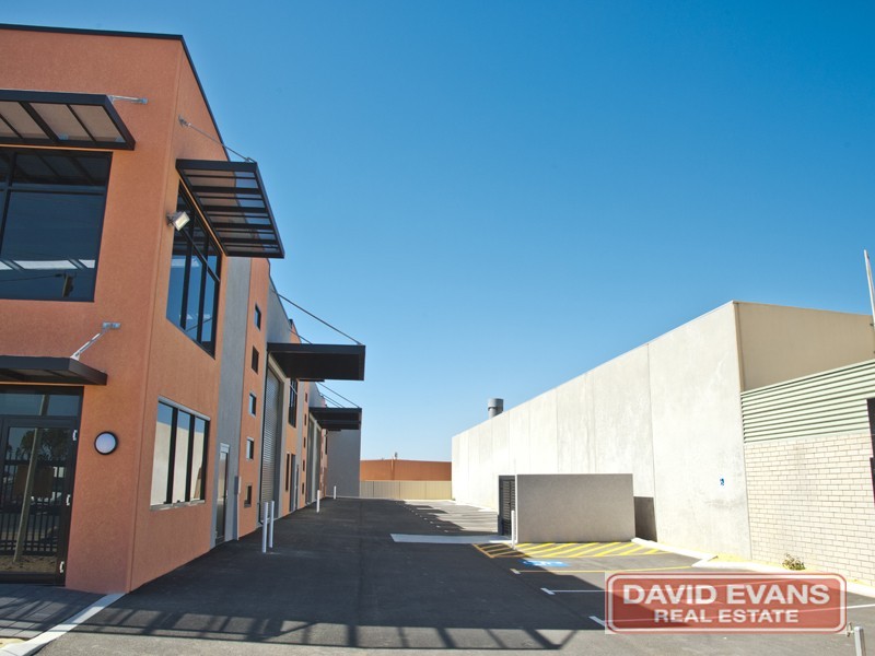 6 Stevenage Street, Yanchep WA 6035