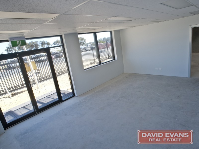 6 Stevenage Street, Yanchep WA 6035