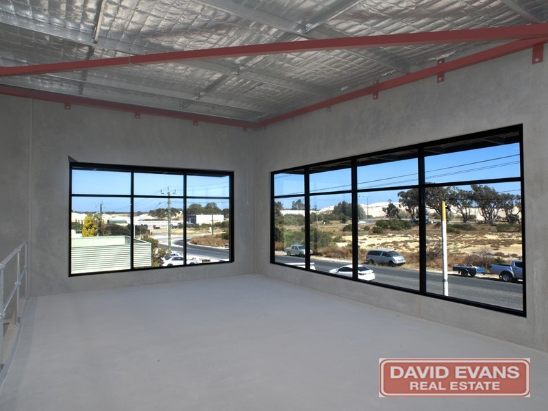 6 Stevenage Street, Yanchep WA 6035