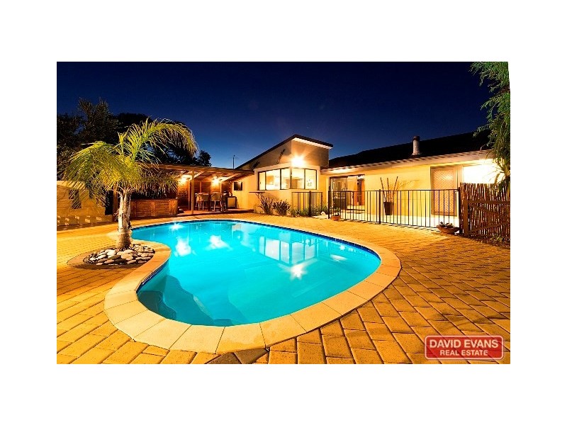 24 Gnobar Way, Mullaloo WA 6027