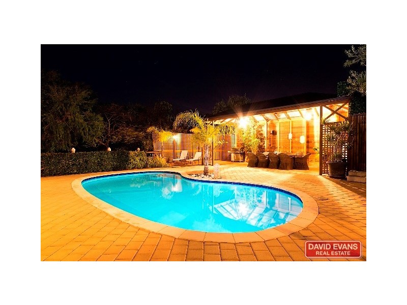 24 Gnobar Way, Mullaloo WA 6027