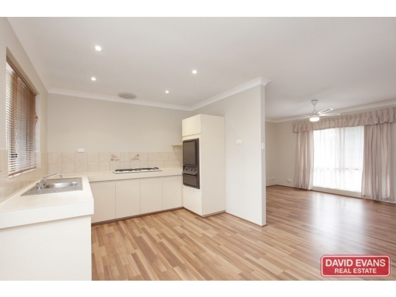 4 Carinda Place, Alexander Heights WA 6064