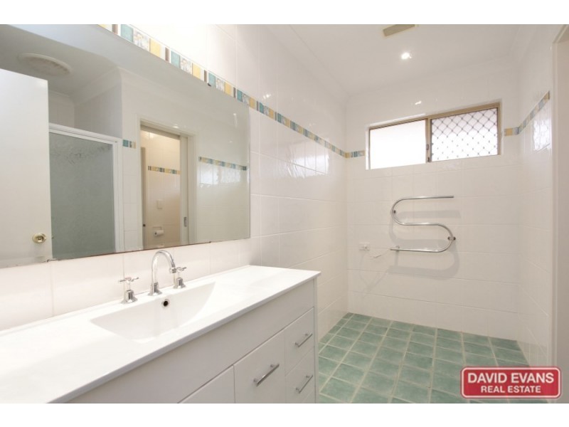 4 Carinda Place, Alexander Heights WA 6064
