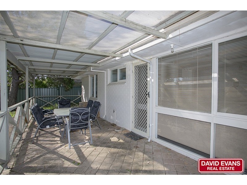 21 Thompson Drive, Wanneroo WA 6065