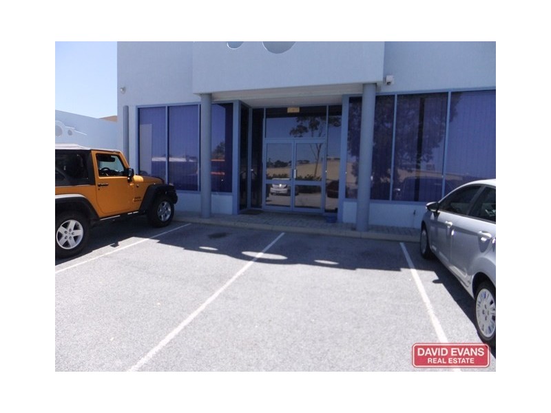 6/7 Prindiville Drive, Wangara WA 6065