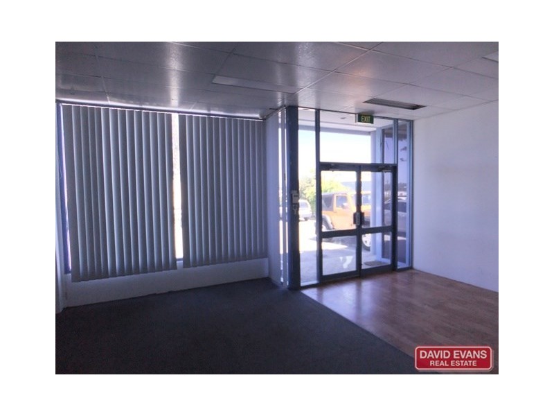 6/7 Prindiville Drive, Wangara WA 6065