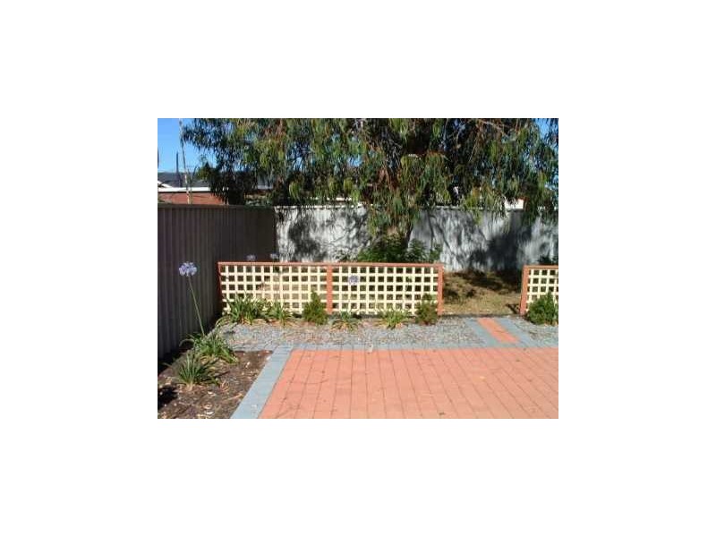 9C Shalford Way, Girrawheen WA 6064