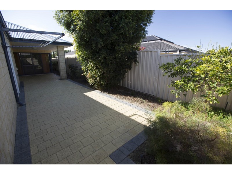 15 Iceberg Way, Darch WA 6065