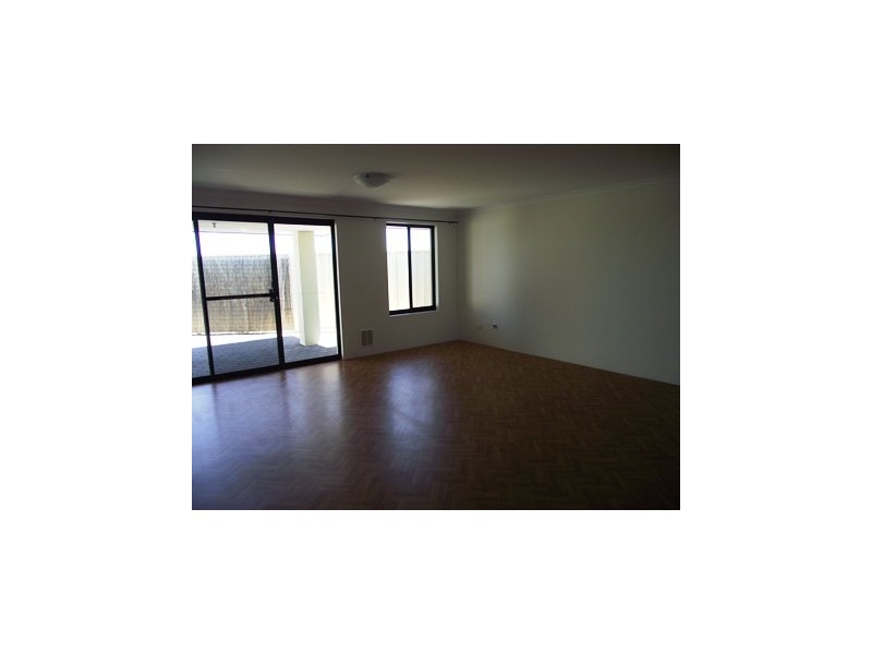 2/19 Taplow Parade, Ashby WA 6065