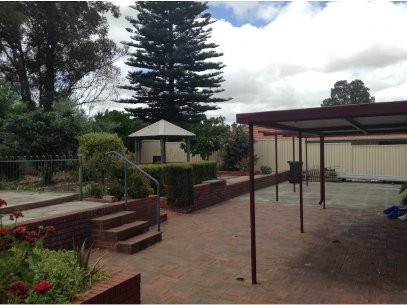 12 Civic Drive, Wanneroo WA 6065