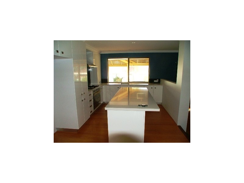 74 Wandearah Way, Kingsley WA 6026