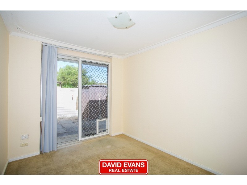 16 Seabird Place, Craigie WA 6025