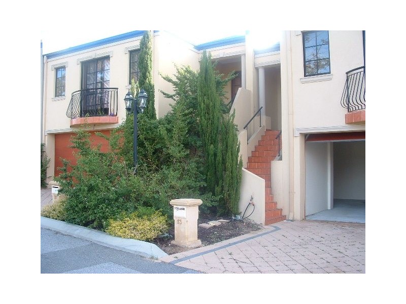 13 Knave Lane, Innaloo WA 6018