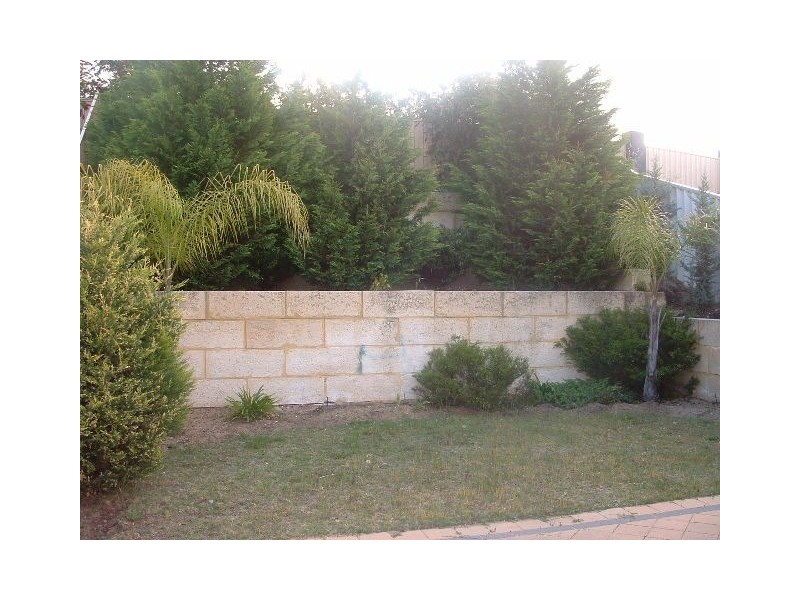 13 Knave Lane, Innaloo WA 6018