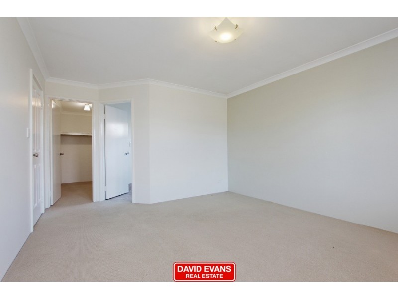 4 Doddington Way, Quinns Rocks WA 6030