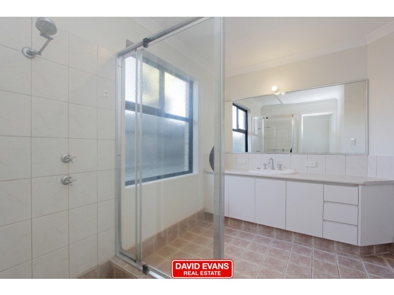 4 Doddington Way, Quinns Rocks WA 6030