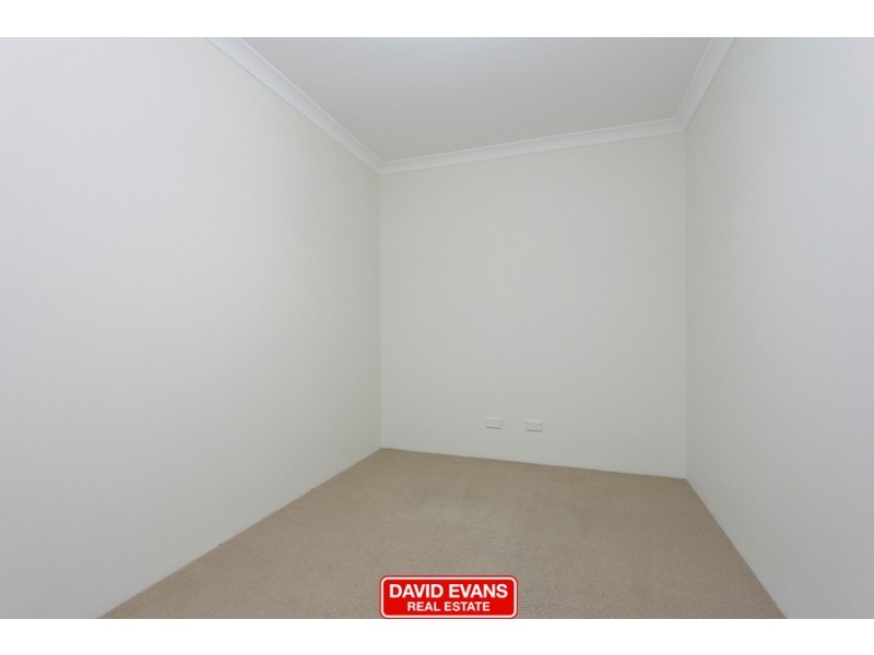 4 Doddington Way, Quinns Rocks WA 6030