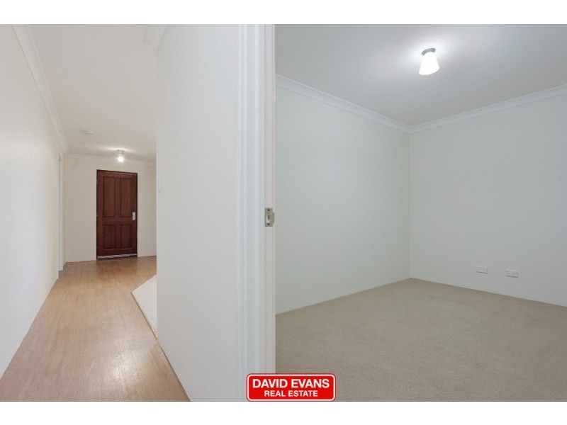 4 Doddington Way, Quinns Rocks WA 6030