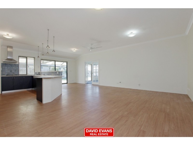 4 Doddington Way, Quinns Rocks WA 6030