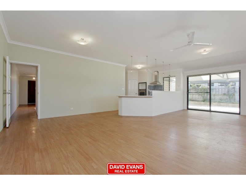 4 Doddington Way, Quinns Rocks WA 6030