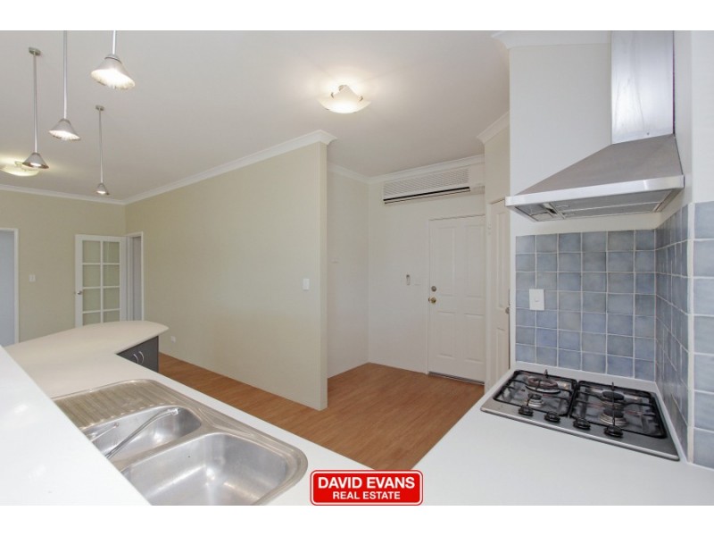 4 Doddington Way, Quinns Rocks WA 6030