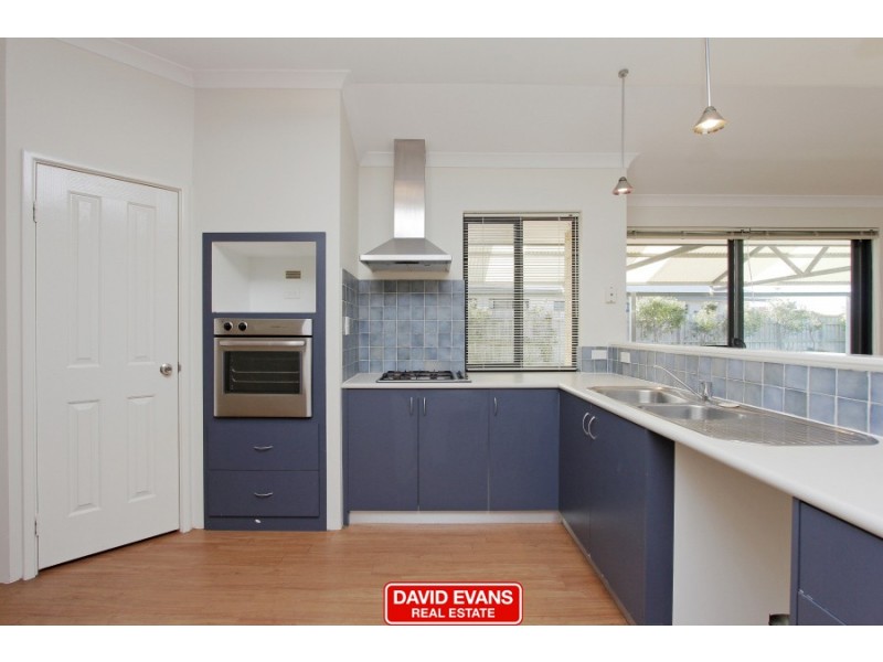 4 Doddington Way, Quinns Rocks WA 6030