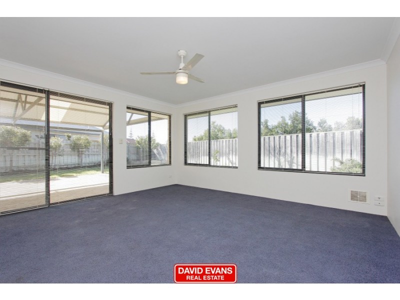 4 Doddington Way, Quinns Rocks WA 6030