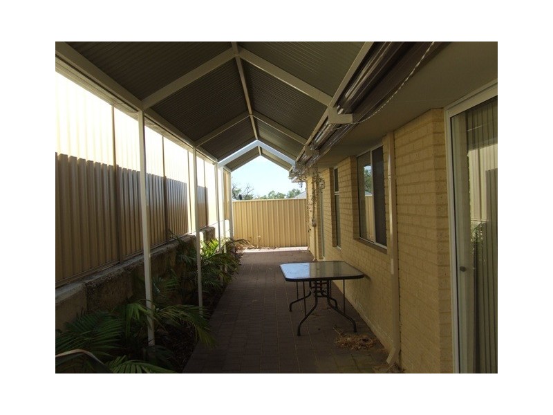 17 Rometta Way, Sinagra WA 6065