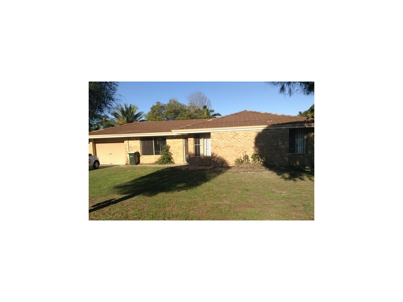 2 Mangowine Close, Heathridge WA 6027